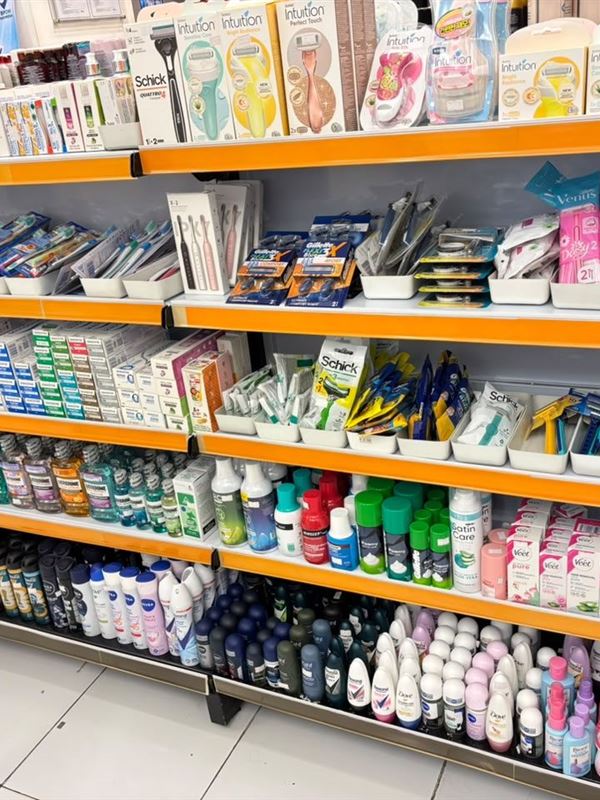 Oral & Personal Care at Semeton Pharmacy: Toothbrush & toothpaste, Mouthwash, Deodorant, Razor & shaving, Sanitary pads